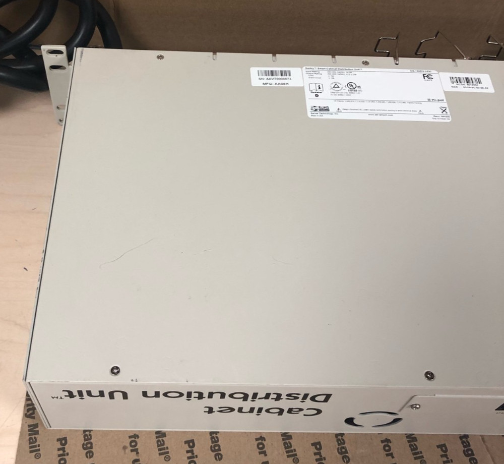 Server Technology Sentry Blade Server CDU CS-12HD2-L630 PDU 12 Outlets
