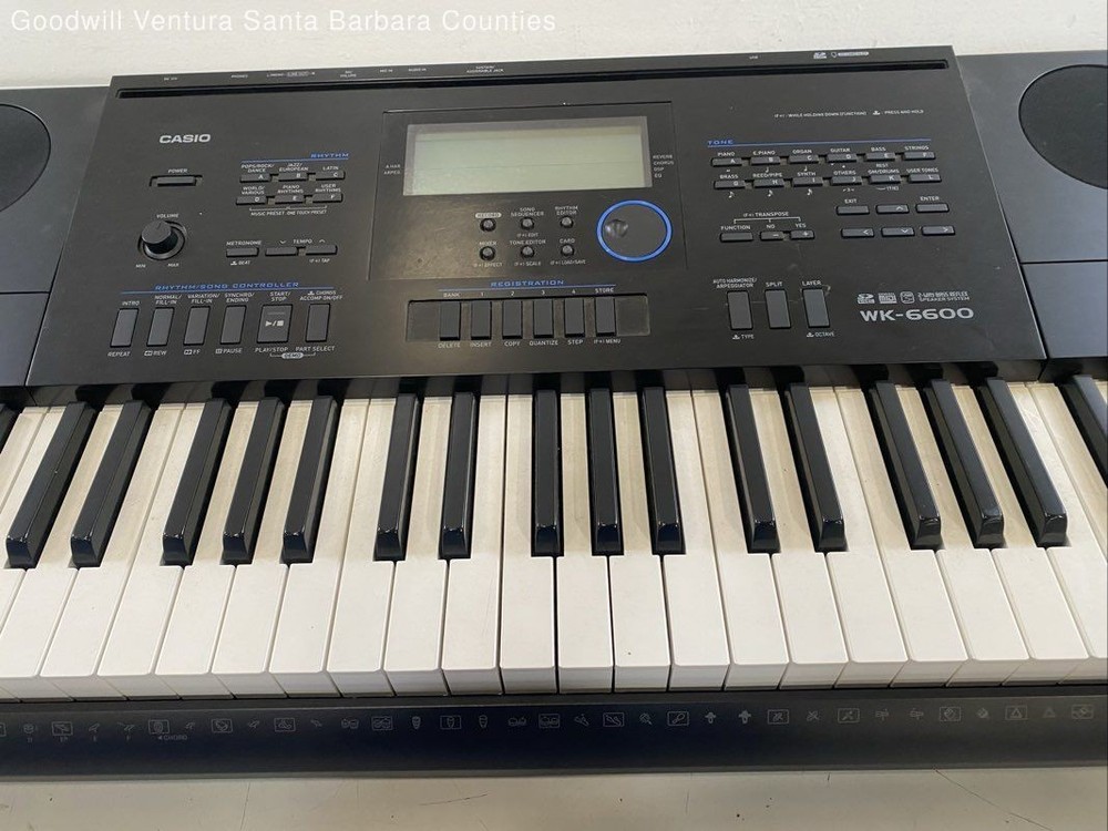 Casio WK-6600 Workstation 76-Key Electronic Keyboard