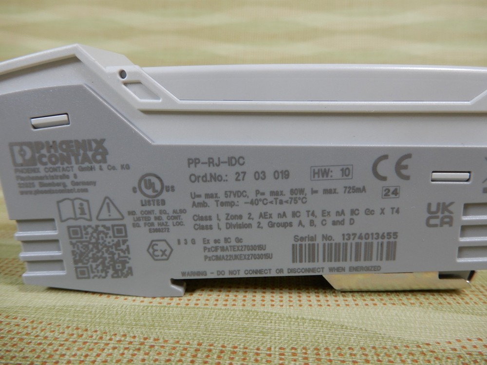 Phoenix Contact PP-RJ-IDC Patch Panel DIN Mount NOS BX