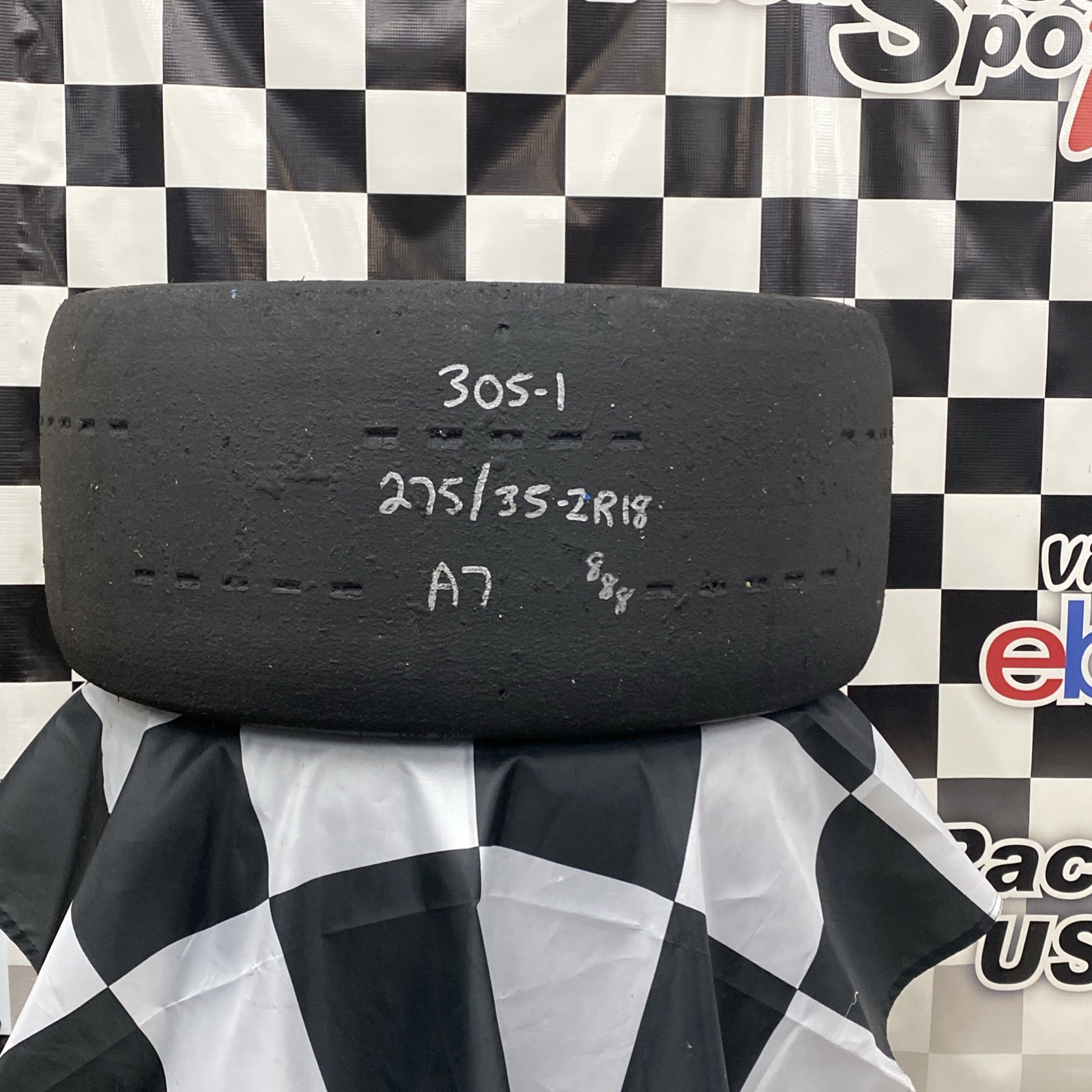 305-1 USDRRT HOOSIER DOT Road Race / Auto-X Tire. 275/35 ZR18 A7