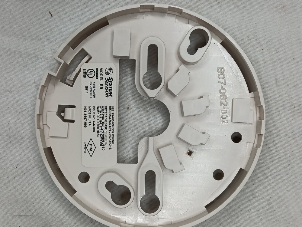 FIKE SYSTEM SENSOR EB BASE 4″ PLUG-IN DETECTOR BASES L01-1069-001