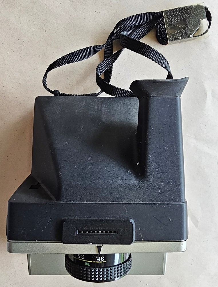 Pronto! B Polaroid Land Camera, Instant, UNTESTED