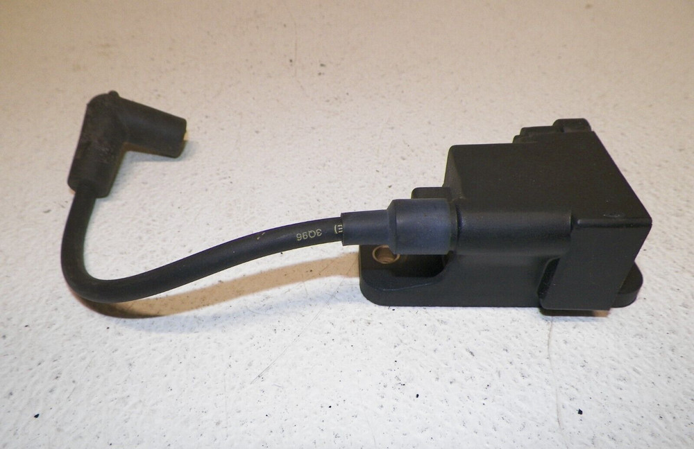 Force 90hp Outboard CDM Module Assembly Ignition Coil 827509