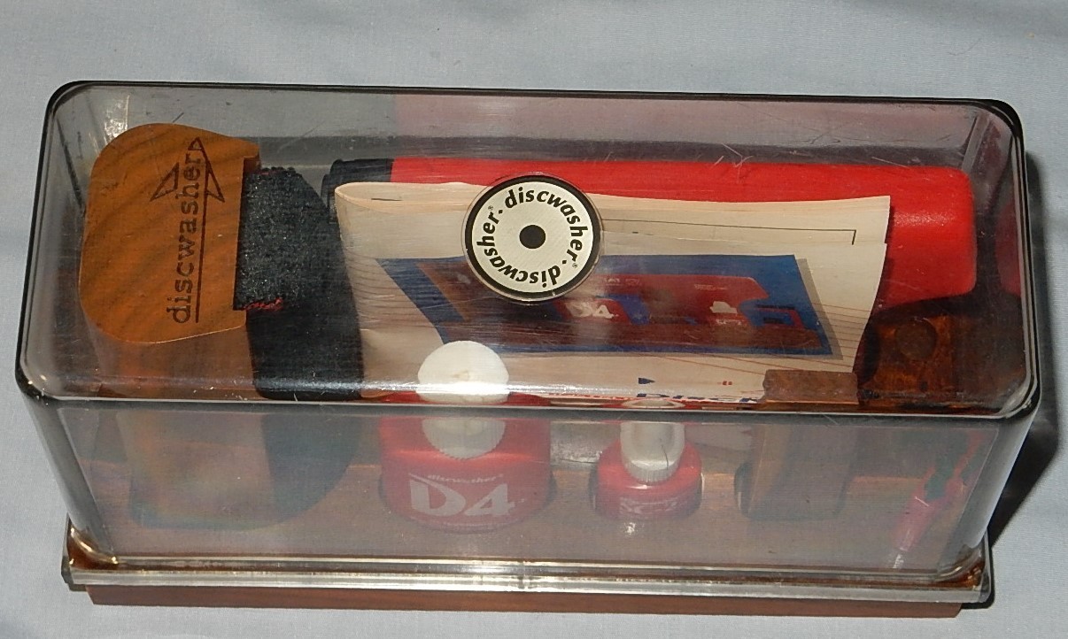 Discwasher Zerostat 3 - Disckit D4 SC-2 Record Cleaning Kit with Cover & Manual