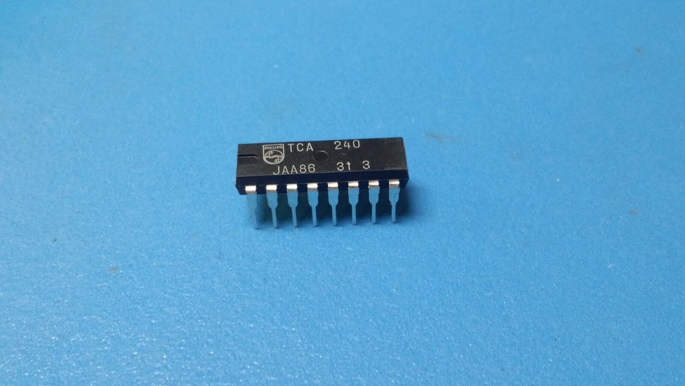 (2 PCS) TCA240 PHILIPS DOUBLE BALANCED MODULATOR/DEMODULATOR PDIP16