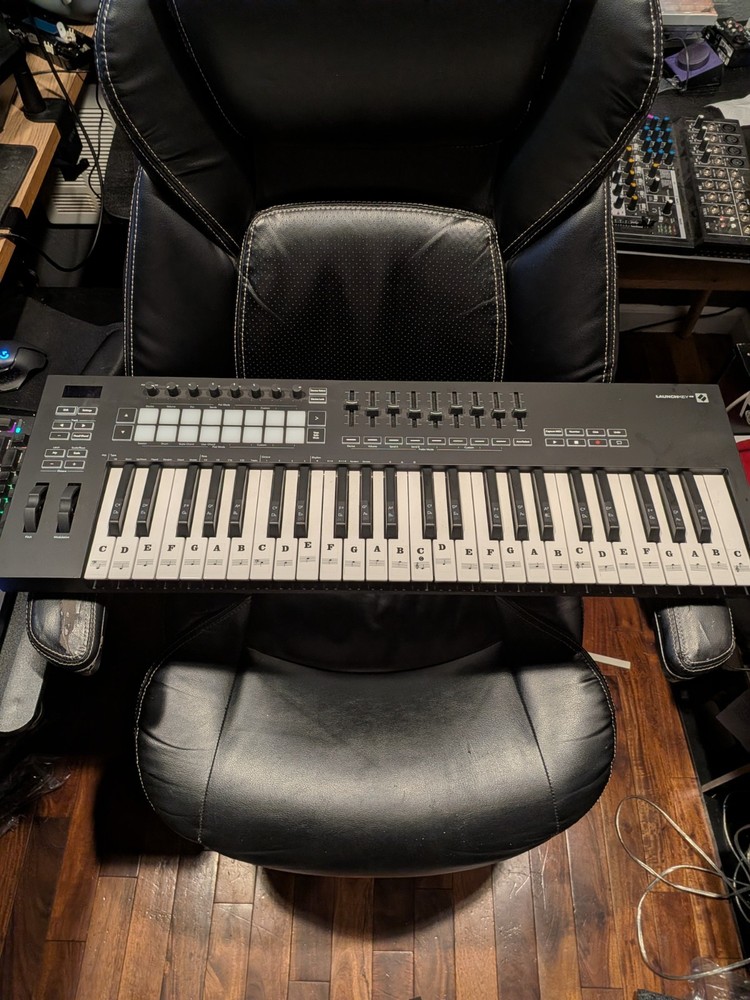 Novation Launchkey 49 MK3 49-Key Midi Keyboard Controller