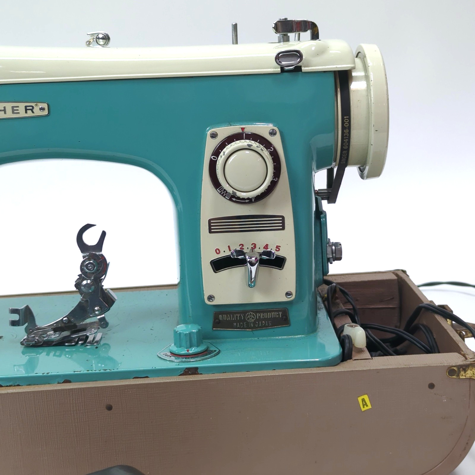 Vintage Brother Model 190 Turquoise Metal Case Robust Durable Straight Stitch