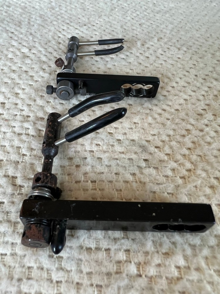 2X Dual Prong Flipper Rest