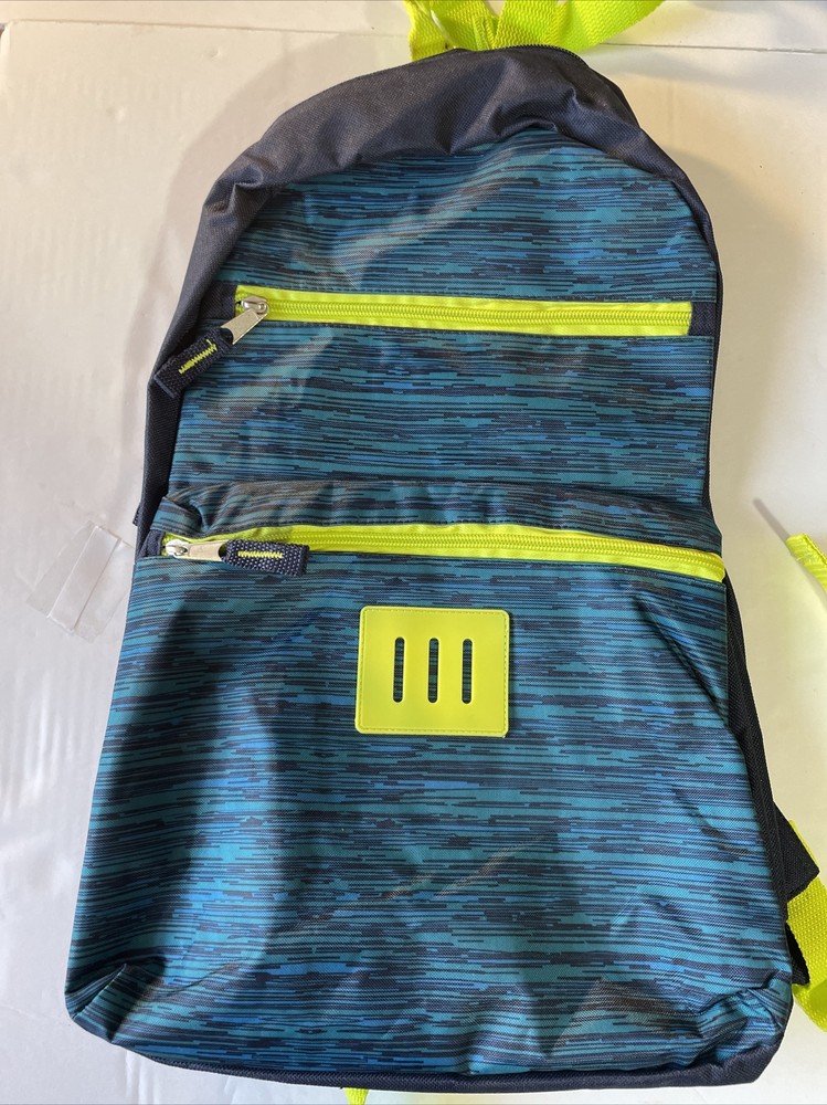 High Trails 17" Backpack 2 Mesh Pockets Padded Back Straps Aztec Print Pattern