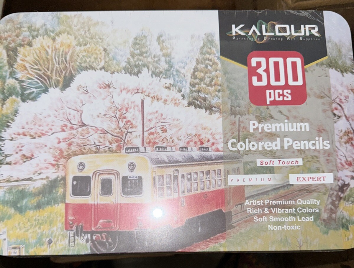 300 Kalour Colored Pencils NEW Shipping Included
