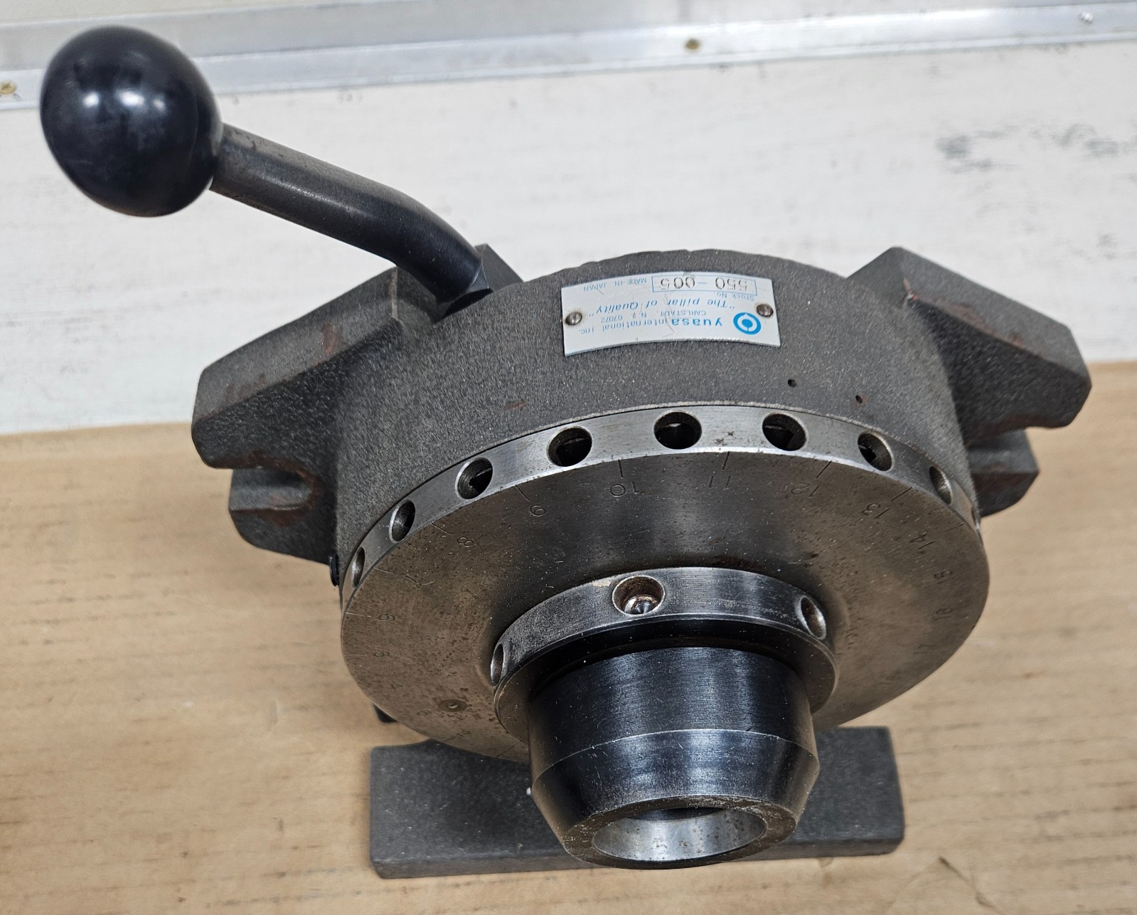 YUASA 550 005 HORIZONTAL/VERTICAL, 5C COLLET, 24 POSITION