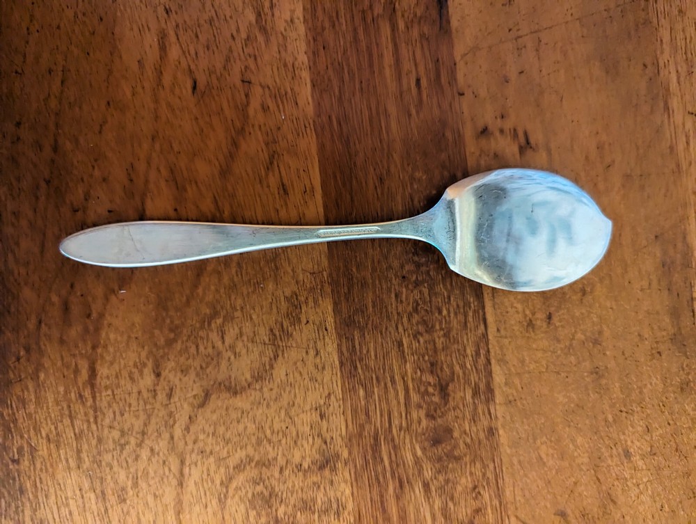 VINTAGE ONIEDA SILVERPLATE PATRICIAN PATTERN LARGE SOLID JELLY SERVER 6-1/4"