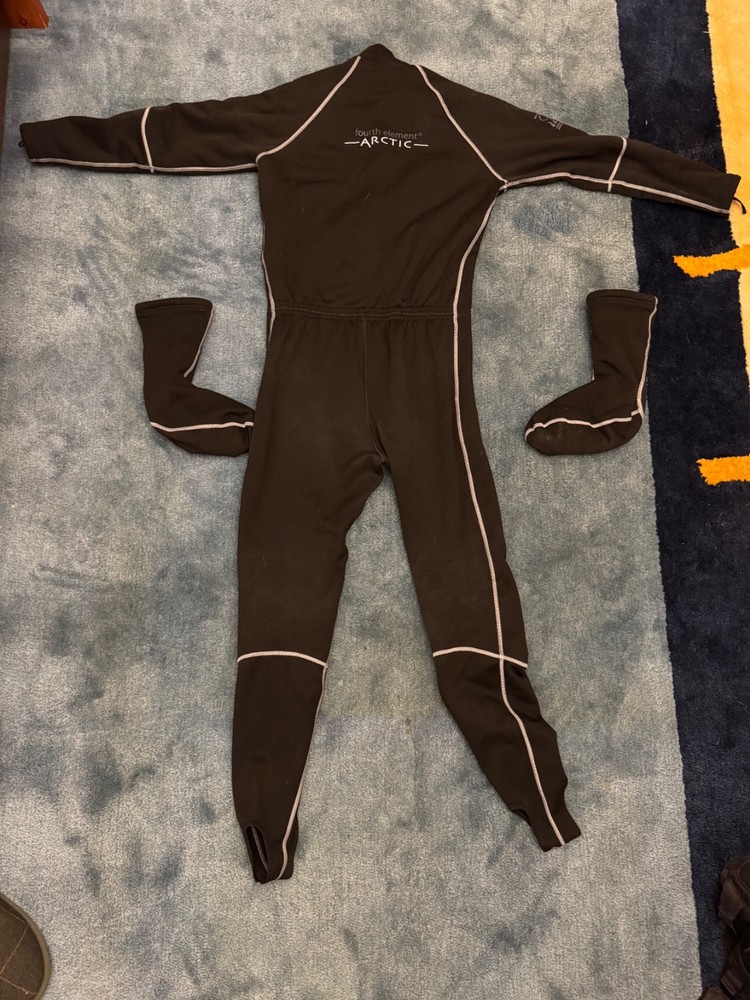 Fourth Element Arctic Undergarment (Size MS) + Socks (Size L)
