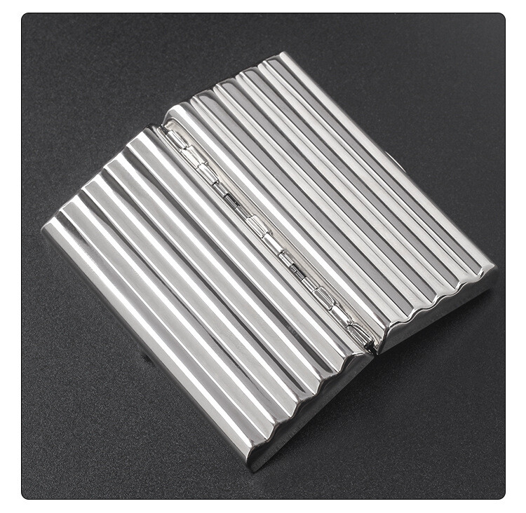Siver Wave Pattern Metal Cigarette Case for 10pcs King Size Cigarettes
