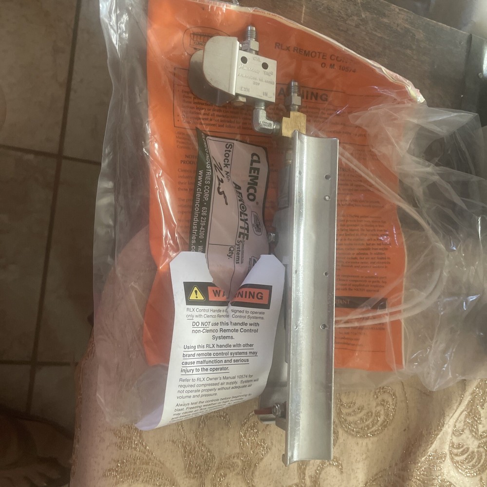 Clemco RLX Pneumatic Control Handle #7625.New.