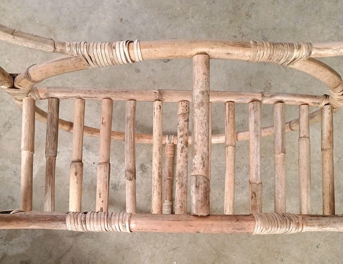 Vtg Mid Century Bamboo Shelf Unit Freestanding Circular Bookcase Etagere 35"x23"