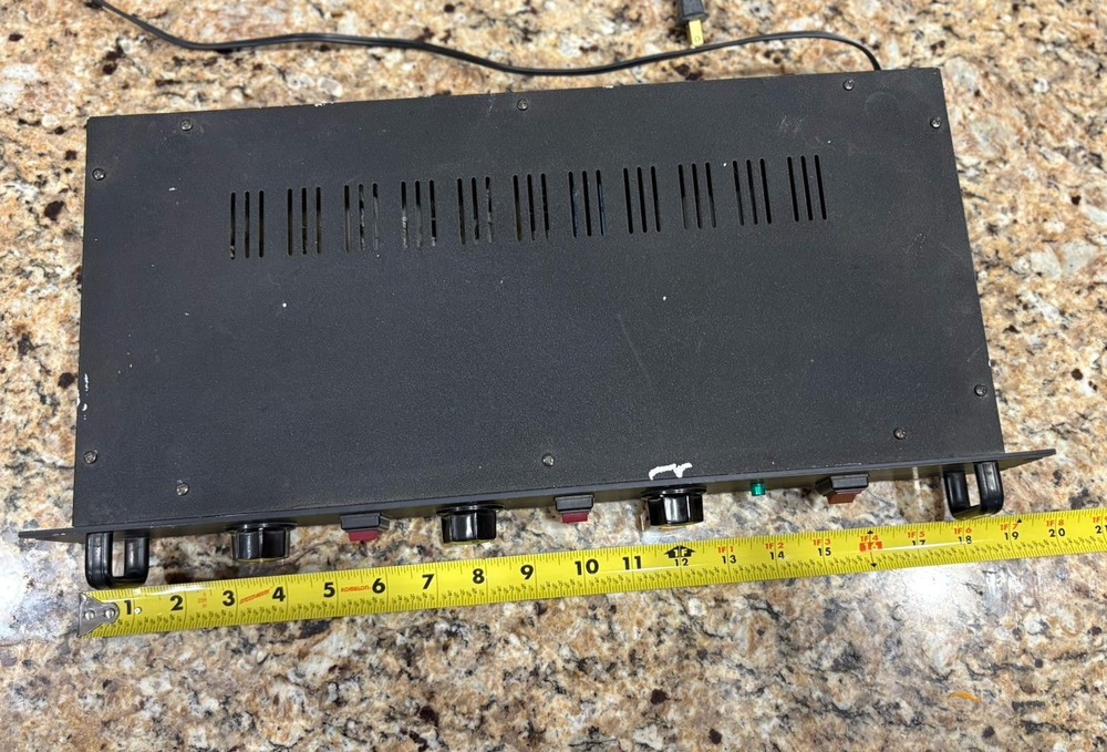 Audio Power Control Distributions Panel Rack Mount 19” Powers Up.