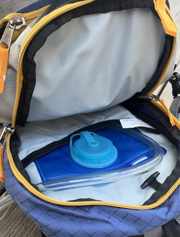 New! ROKK Tundra Technical Hydration Pack Backpack w/ Bladder