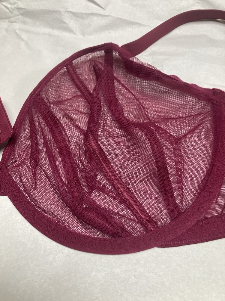 VS Bra Unlined Underwire Sparkle Strap Size 38 DDD