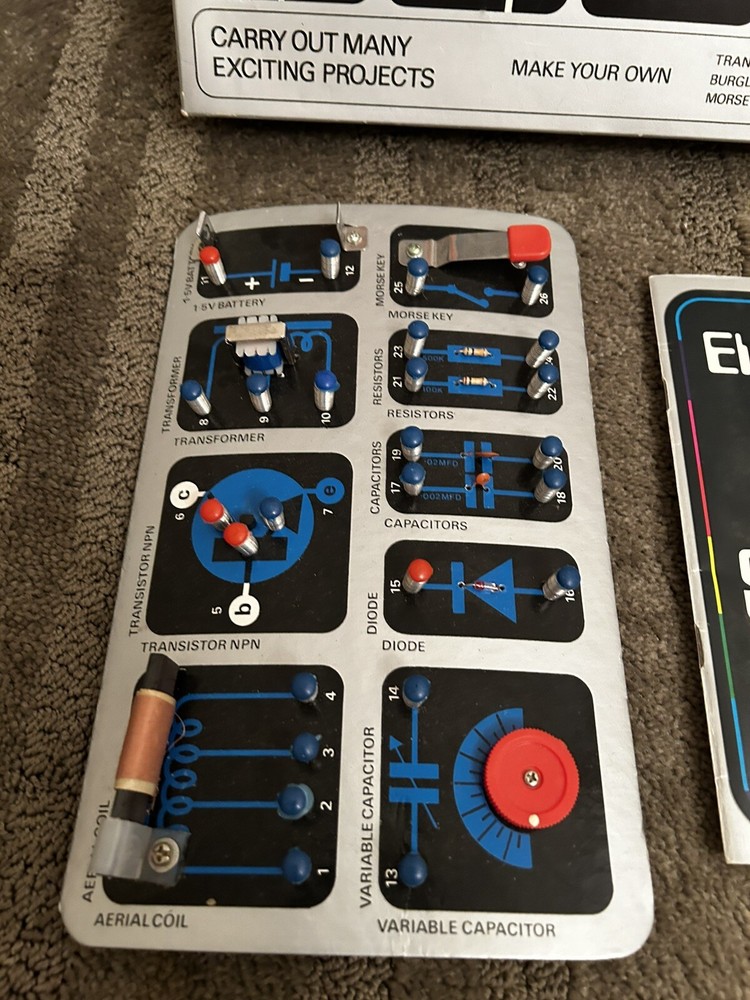 1978 Thomas salter Electronics Engineering Experiment Lab Set Not Complete