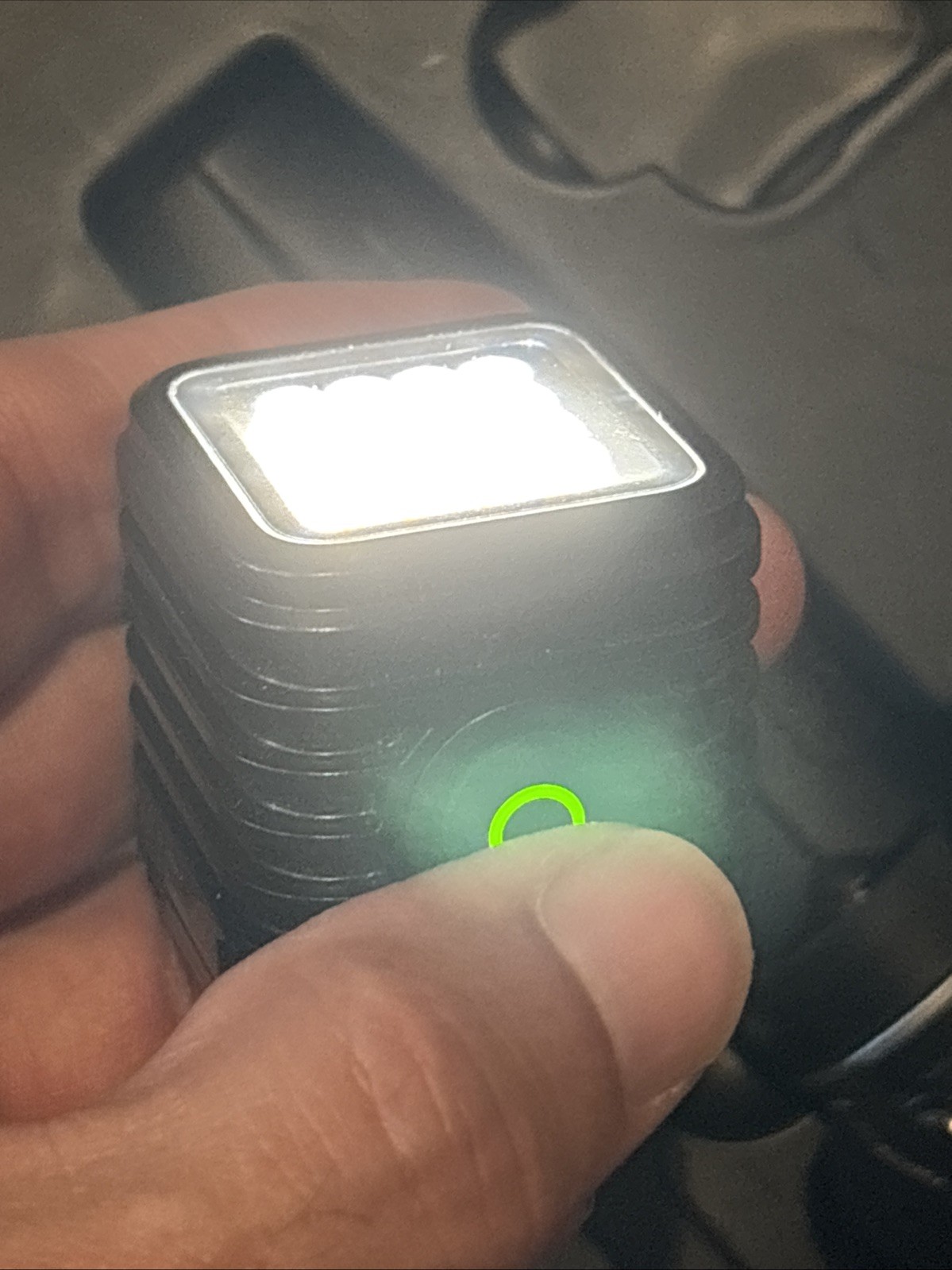 LITRA TORCH 2.0 PHOTO AND VIDEO LIGHT Great Condition