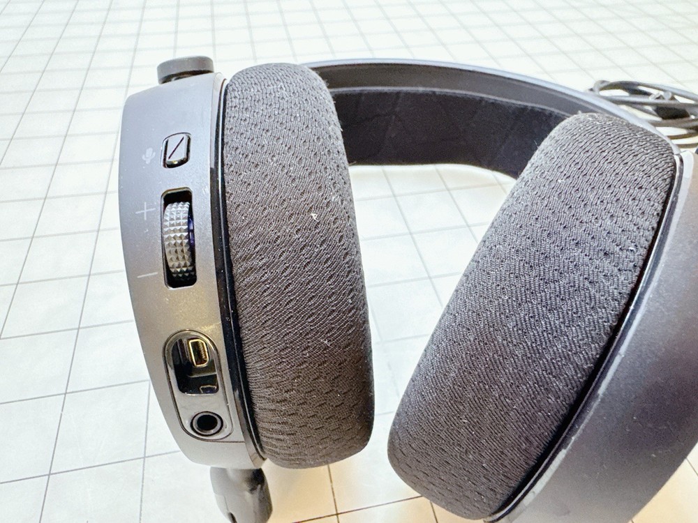 SteelSeries Arctis 3 Wired Gaming Headset - Black Model: HS-00010-tested