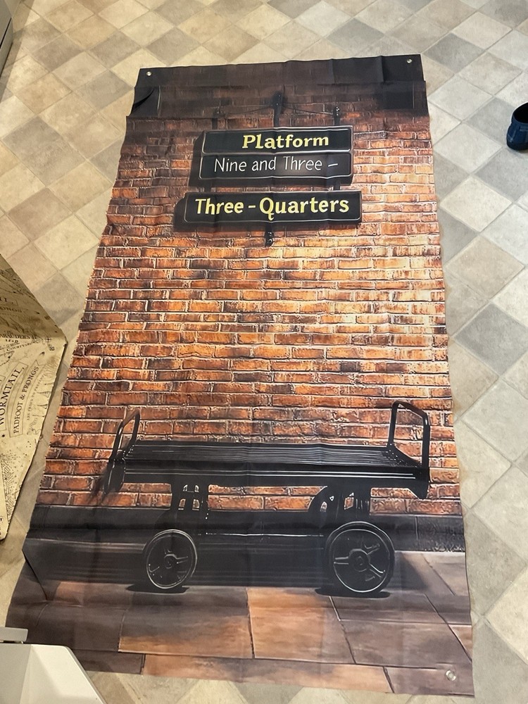 Harry Potter Platform 9 3/4 Tapestry