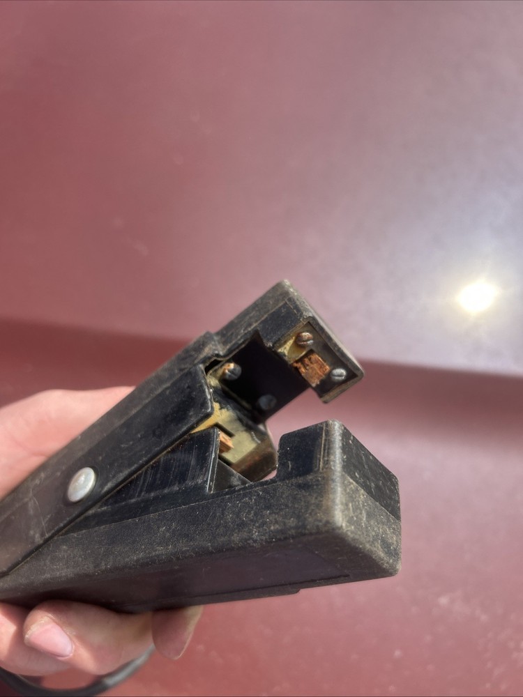 Vintage Snap-On Inductive Volt-Amp Meter MT 952, UNTESTED