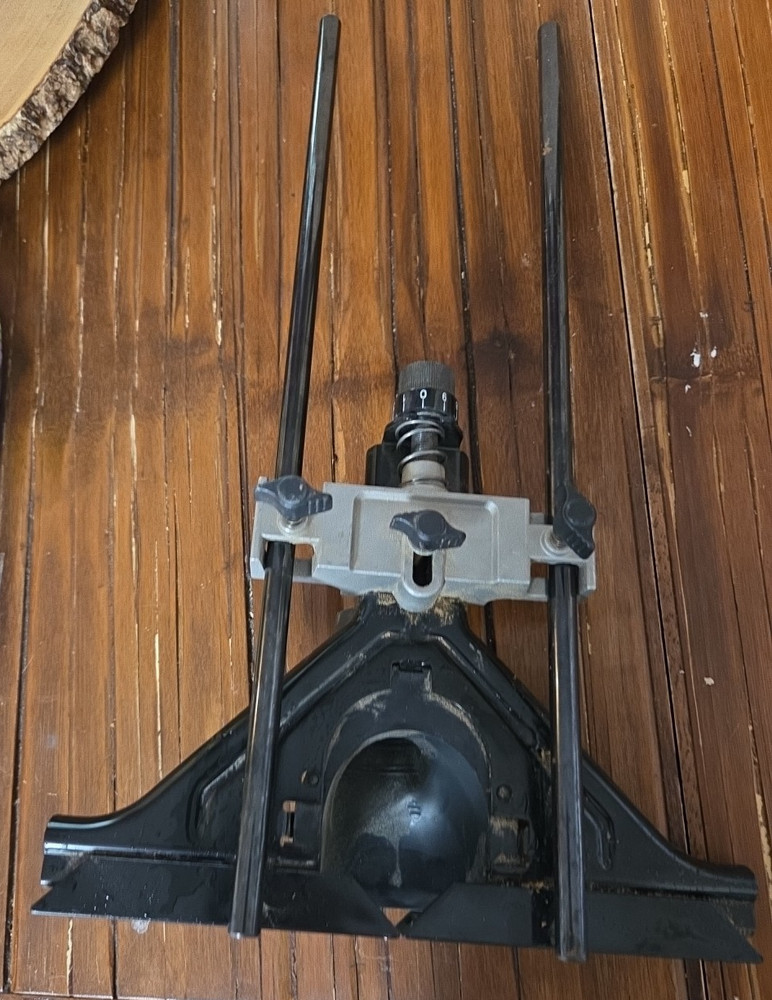 DeWalt DW6913 Universal Edge Guide NOT COMPLETE!