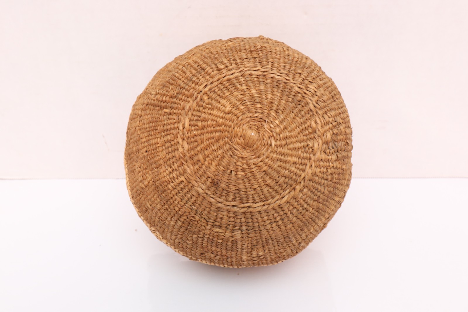 ATQ Hupa / Yurok / Karuk Woven Basket 7.5" Northern California Native American