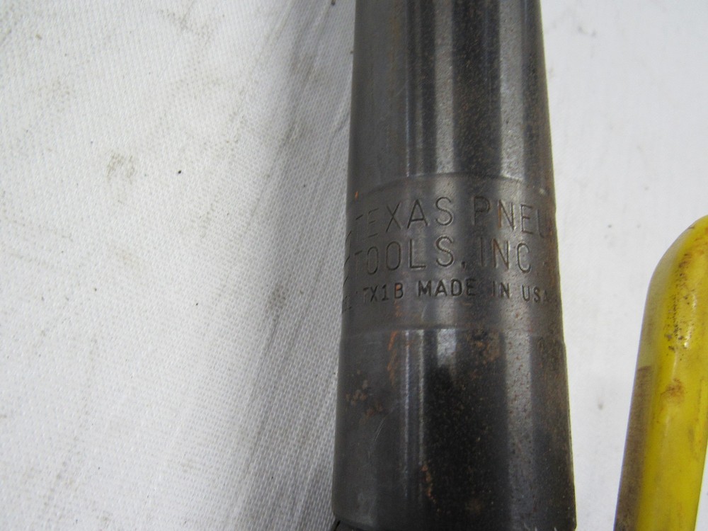 Texas Pneumatic Tools Inc. Level Throttle