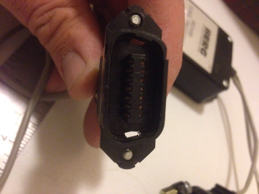 BERG ELECTRONICS 9824BB SURGE PROTECTOR W/ AMP CONNECTORS