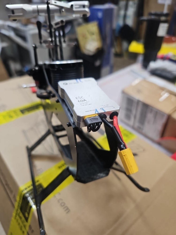Fly Wing V2 Fw450 Heli. With Transmitter