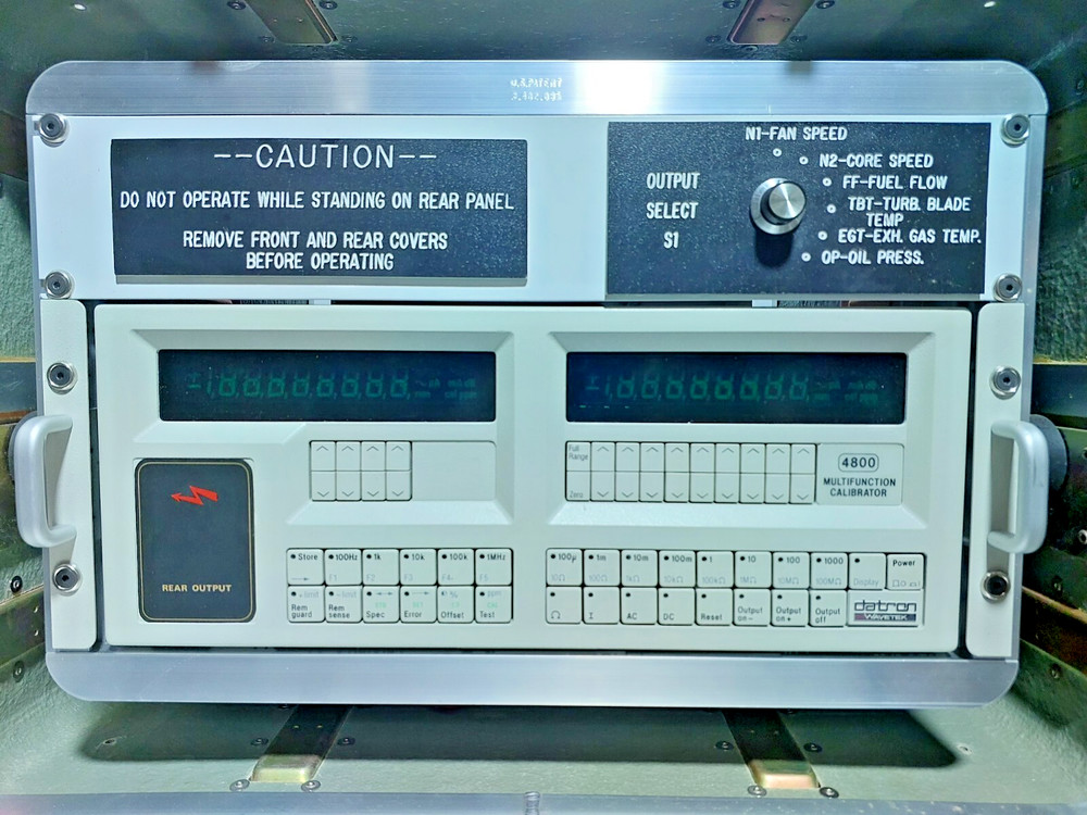 Datron / Wavetek 4800 Multifunction Calibrator /New