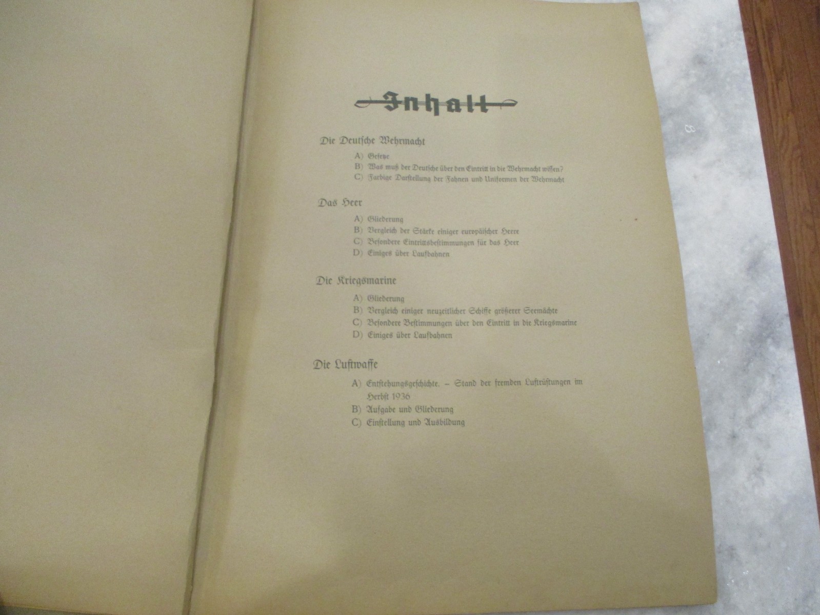 DIE DEUTLCHE WEHRMACHT - CIGARETTE CARDS PHOTO ALBUM - 1936 GERMAN - COMPLETE