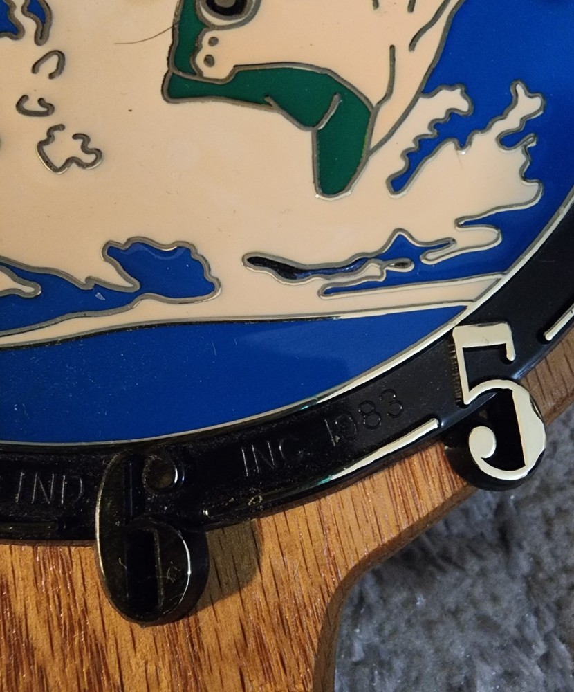 Ramar Ind 1983 Fish Hook Clock Walleye Wood