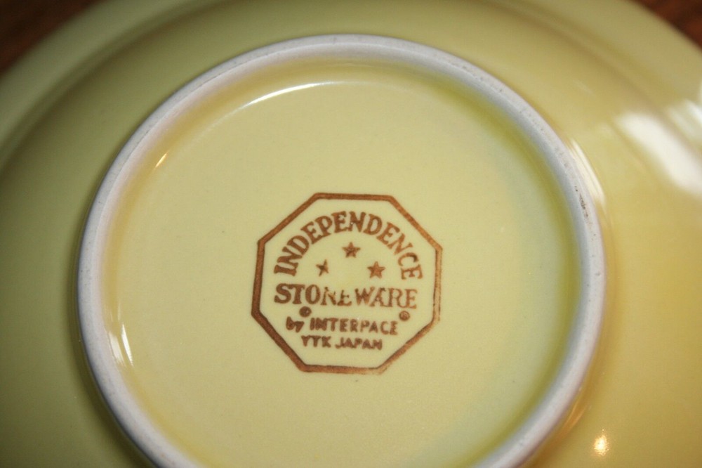 Stoneware Dinner Ware Independence by Interpace (18) Yellow Ware