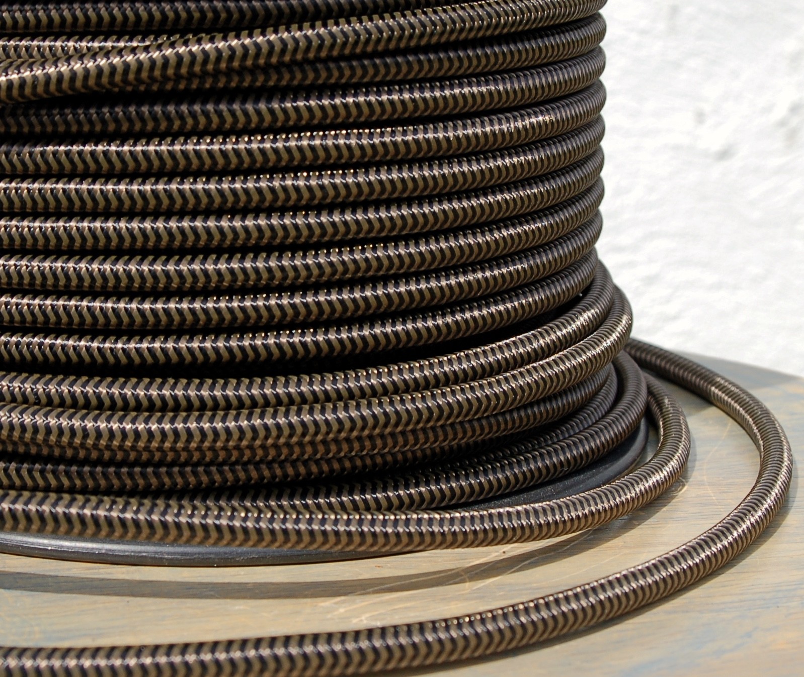 Black & Brown Cloth Covered 3-Wire Round Cord, Lamps Pendant Lights Vintage Fans