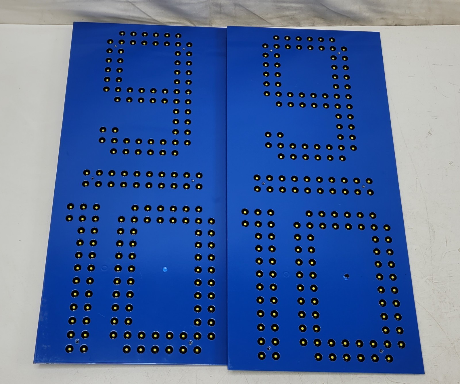 Pricevision LED Fuel Price LED Sign 8 Panel Kit FMD16CTD SEE PHOTOS!