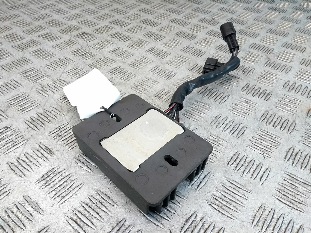 2014 SUZUKI SFV650 RECTIFIER REGULATOR