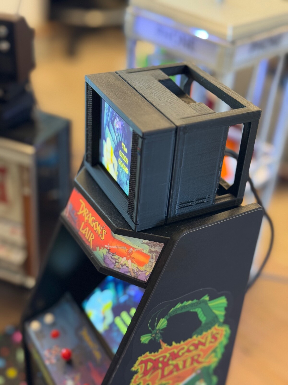 3.5” HDMI TV for New Wave Toys Replicade Dragons Lair - Version 2