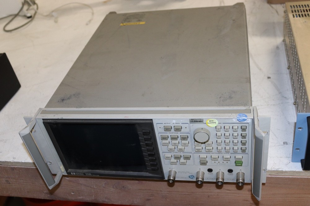 HP 8753B NETWORK ANALYZER WORKING