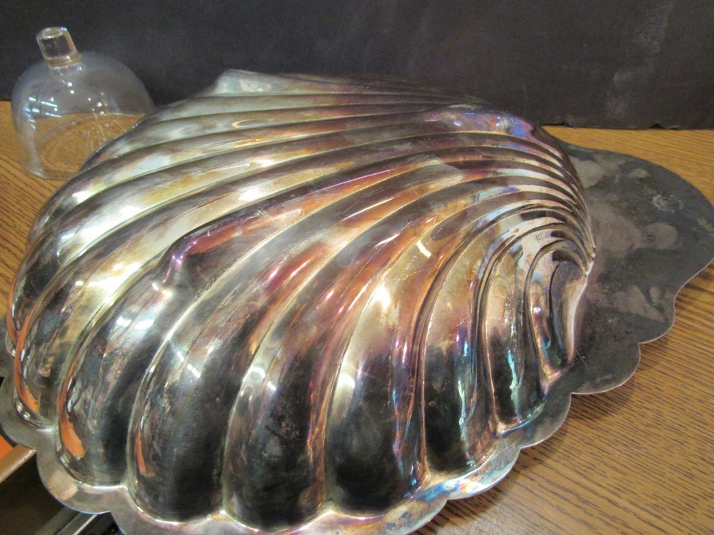 VINTAGE PILGRIM SILVER SILVERPLATE SHELL SERVING DISH (EZS001589)