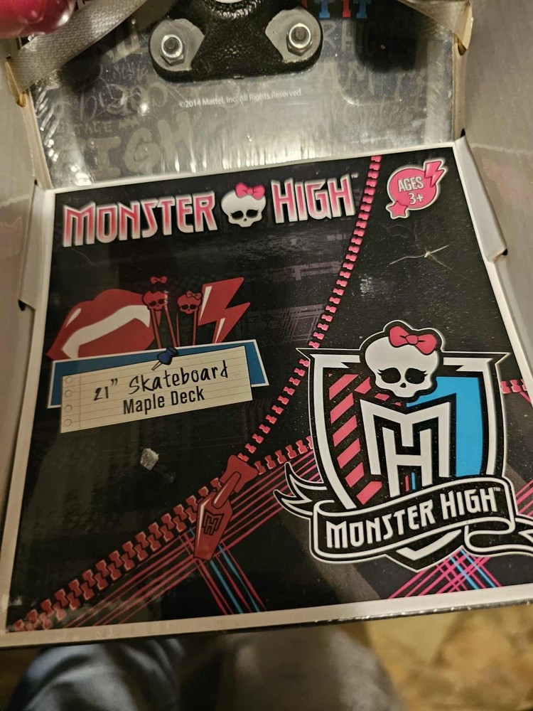 Monster High 21” Skateboard Maple Deck