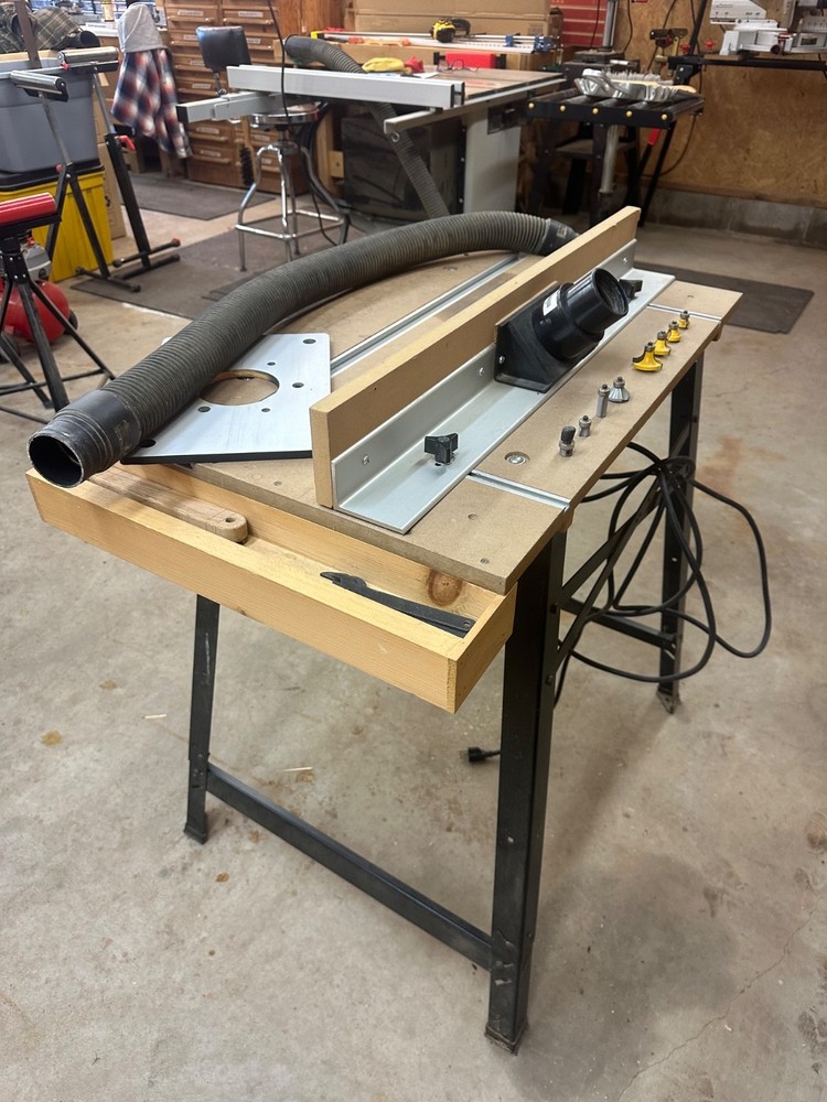 Freud Router & Kreg Custom Router Table (custom table) see description