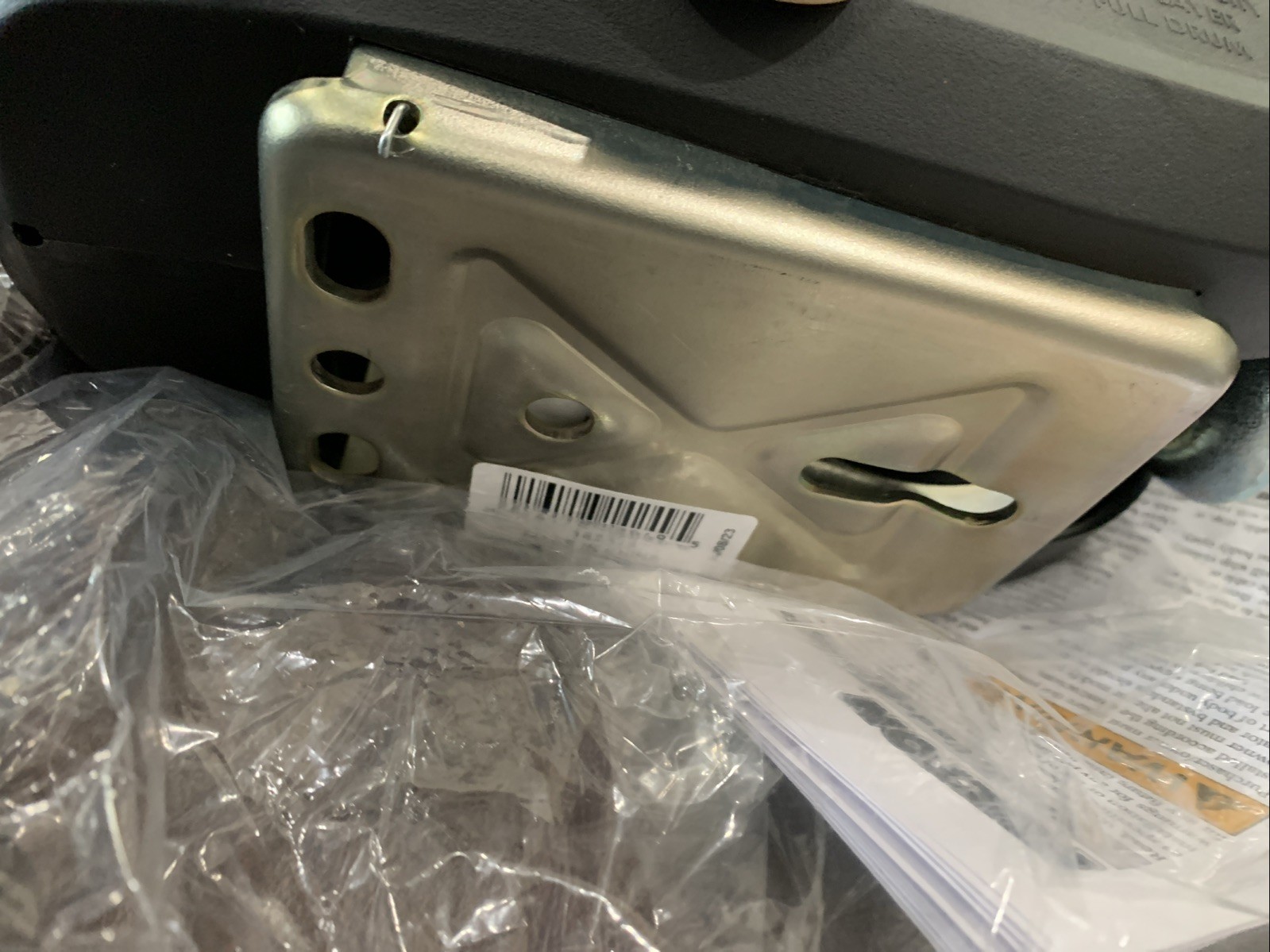 Fulton XLT Trailer Winch, 1500 lbs, 20 ft Strap, 6 Inch Handle, Black Finish