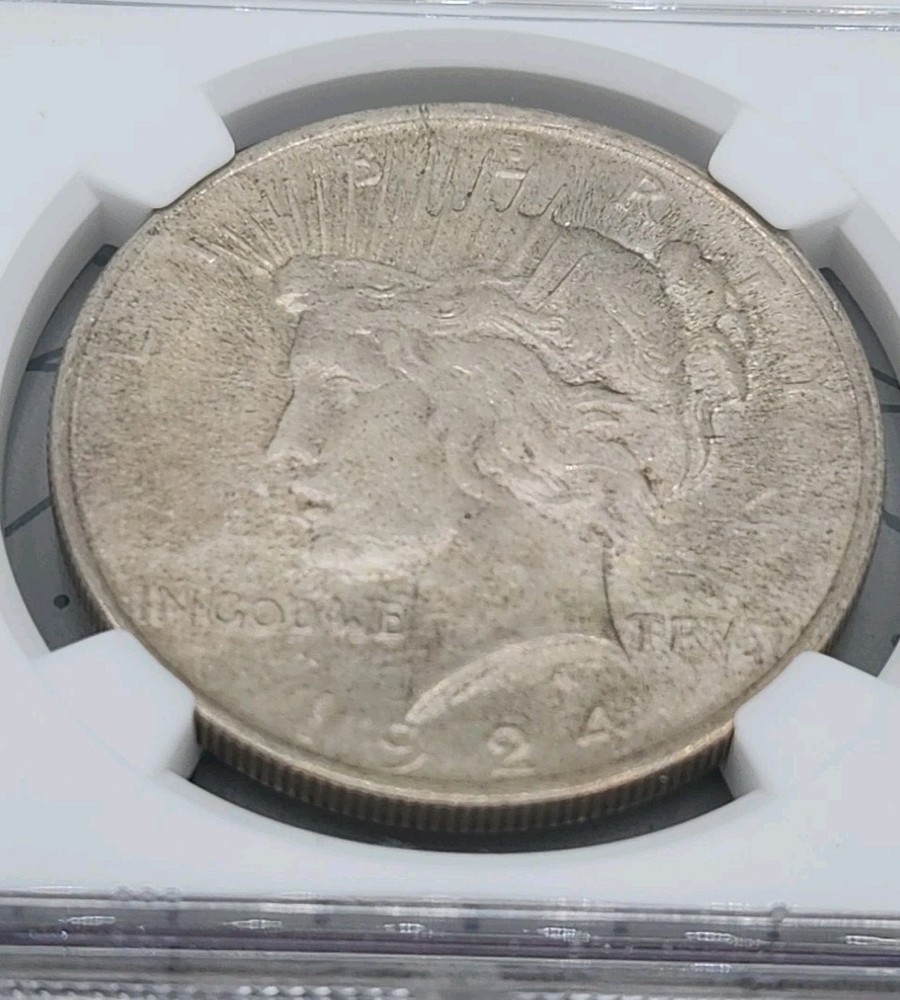 NGC 1924 MS-65 Peace Dollar