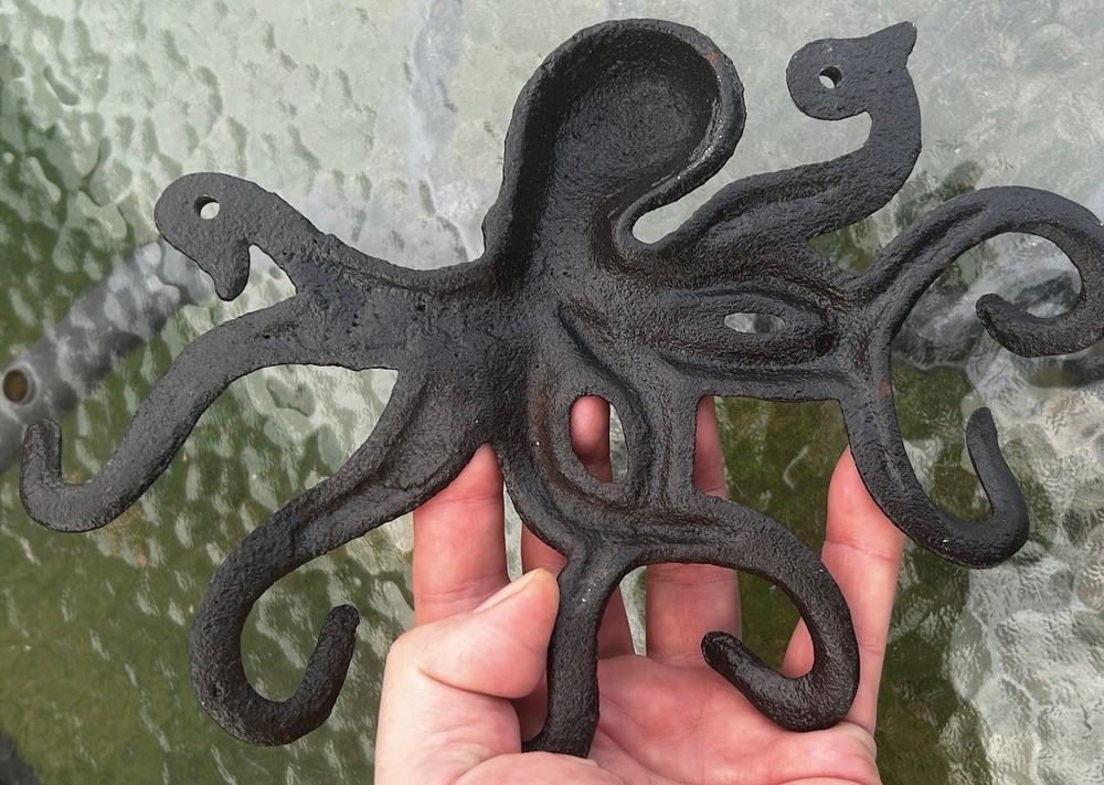 Cast Iron Octopus Key Holder Hooks Vintage Nice