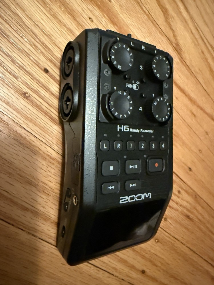 Zoom H6 Handy Digital Recorder