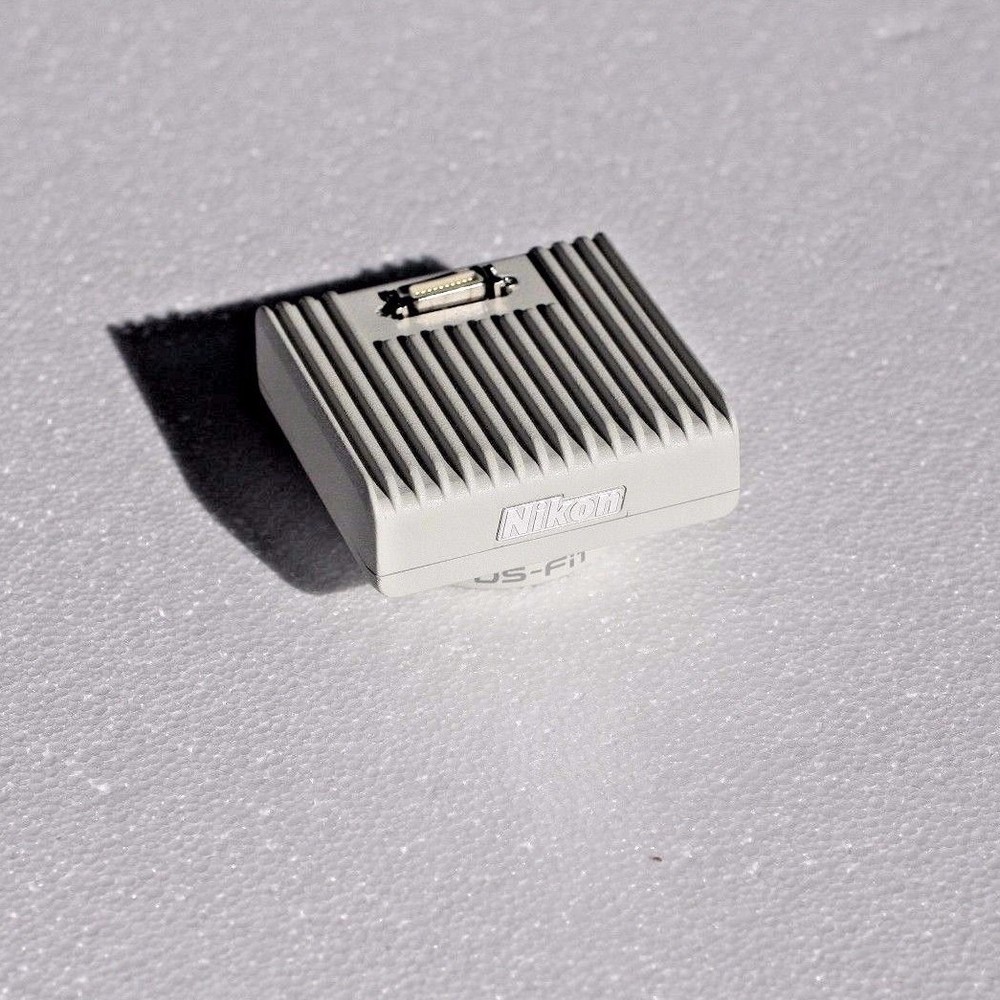 Nikon Digital Sight Ds-fi1 microscope c-mount camera